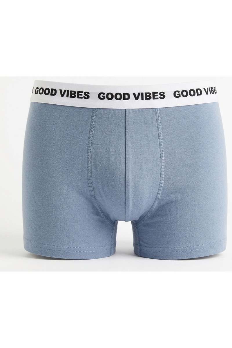 بوكسر رجالي أزرق بخصر مطاطي وعبارة "GOOD VIBES"